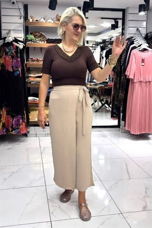 Krem Rengi Anvelop Detaylı Pantolon