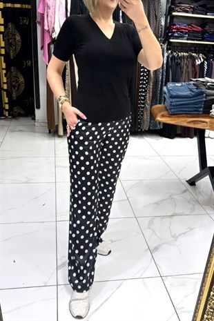 Siyah Renk Puantiye Detaylı Beli Lastikli Eşofman Altı