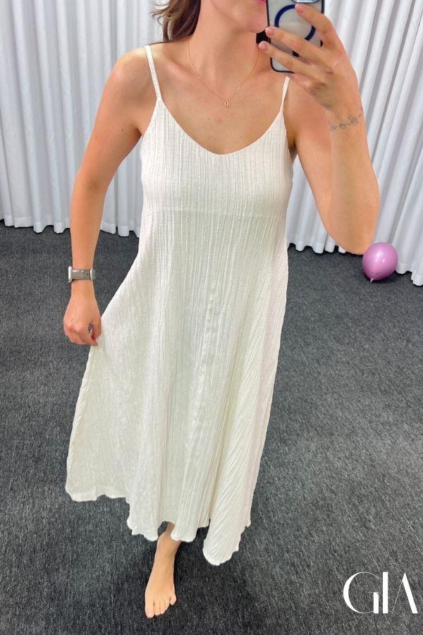 Beyaz Askılı Asimetrik Kesim Uzun Elbise