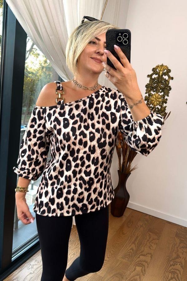 Leopar Desenli Omuz Tokalı Bluz