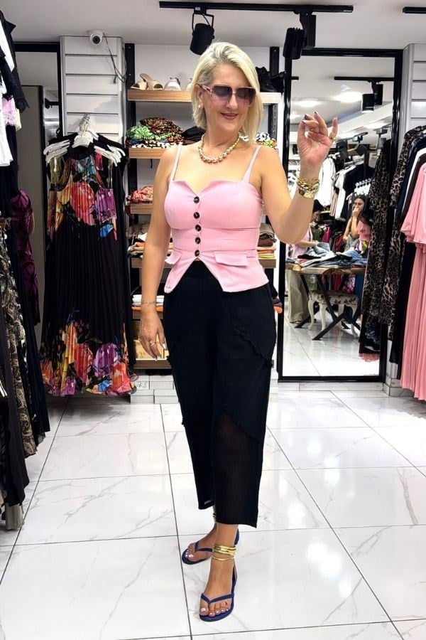 Pembe Renk Önden Düğmeli Askılı Bluz
