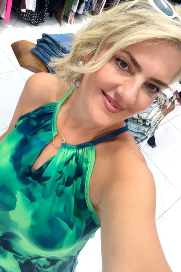 Yeşil Desenli Halter Yaka Gold Halka Detaylı Bluz