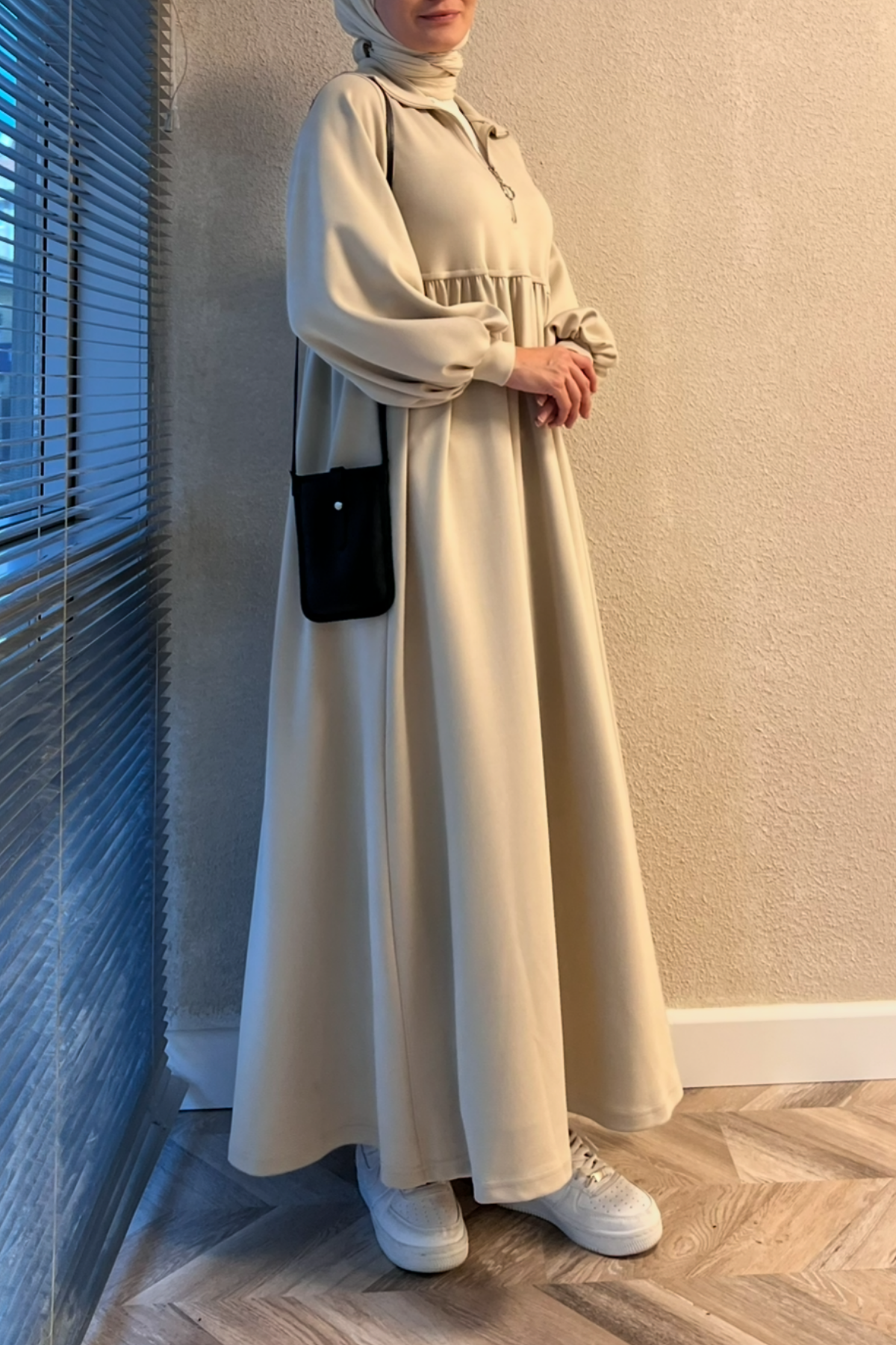 Eml Oysh modal elbise -bej