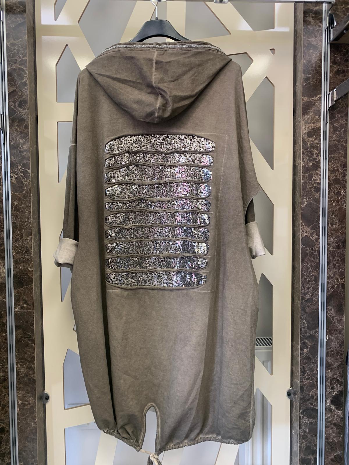 Arkası KesiK payetli Önü Desenli kapüşonlu Tunik-vizon