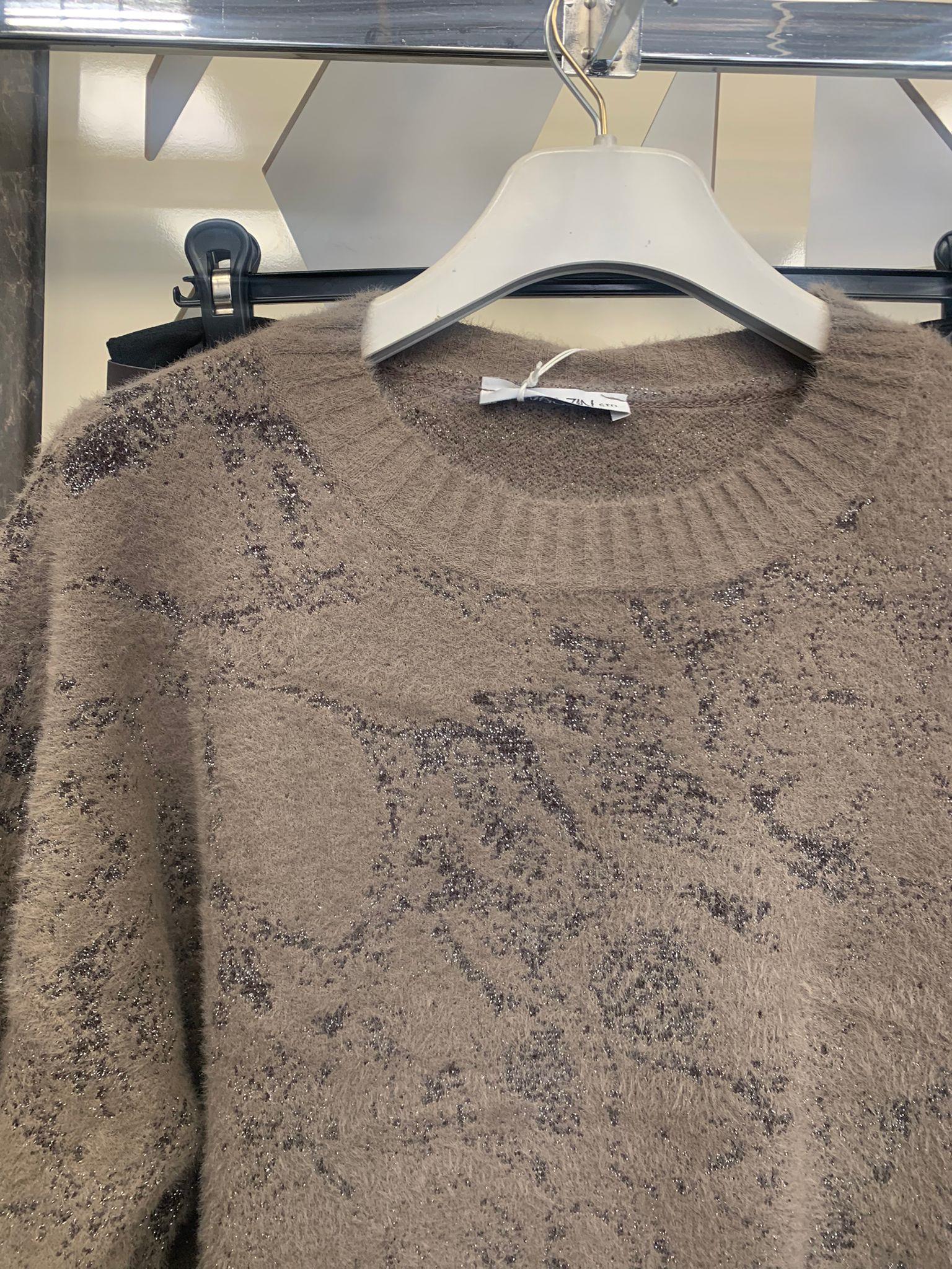 Desenli Yumuşak Dokulu Oversize Triko Kazak 