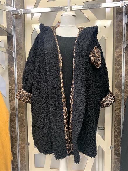  Leopar Detaylı Kapüşonlu Peluş Kaban
