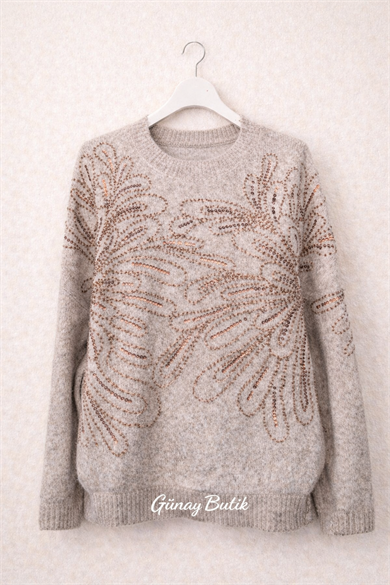 Önü ve Kolları İşlemeli Triko Bluz 