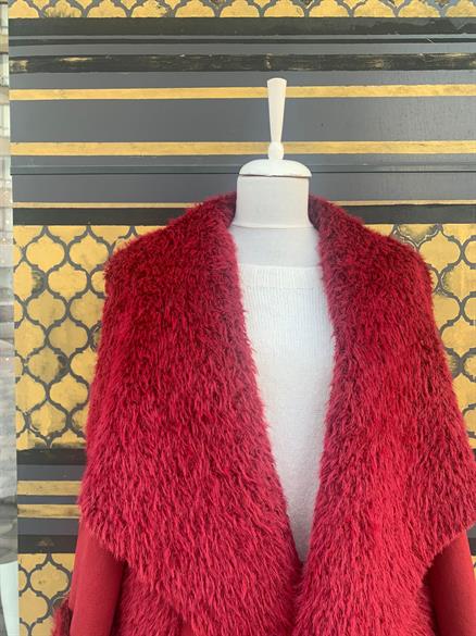 Yakası Kürklü Ceket-Bordo