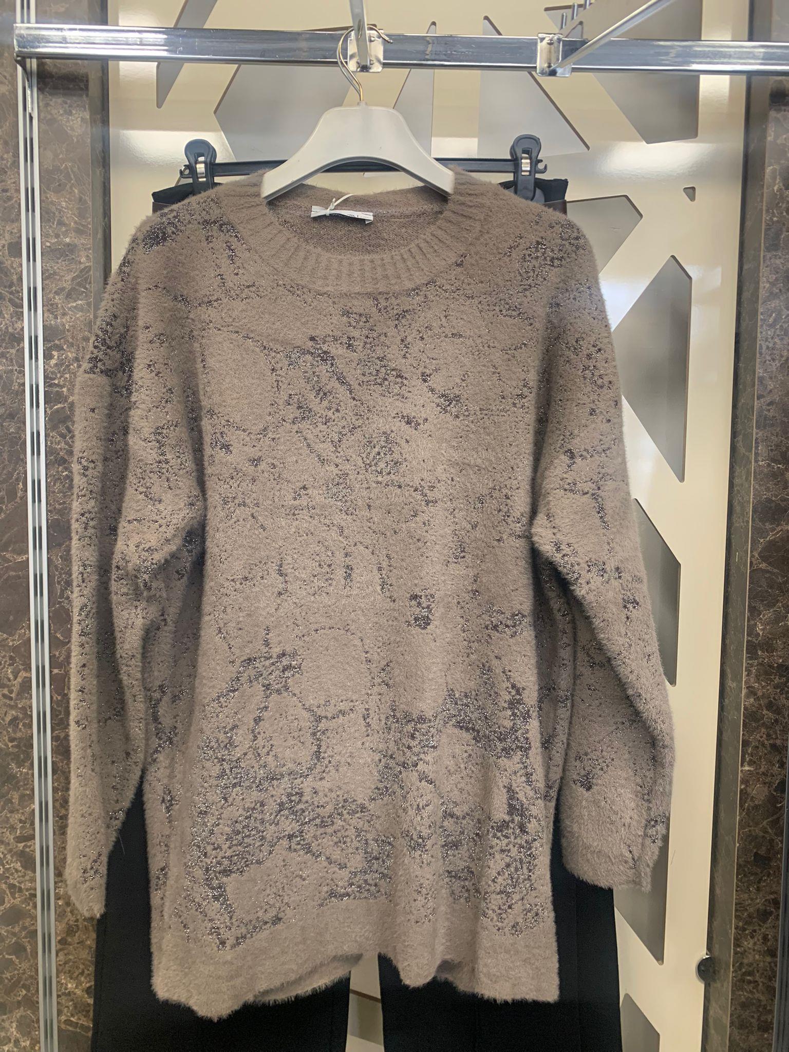 Desenli Yumuşak Dokulu Oversize Triko Kazak 