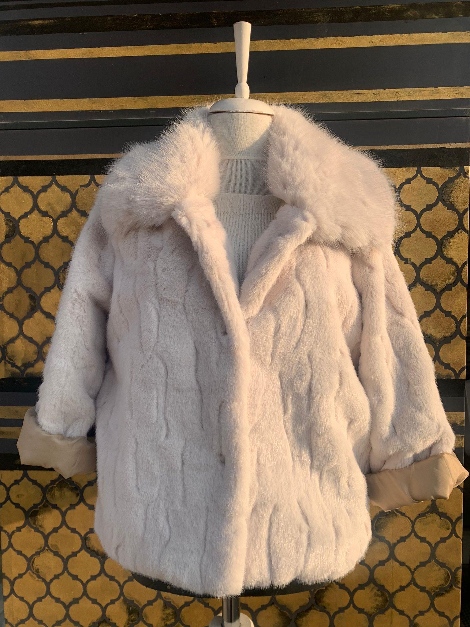 Kürk Kısa Kaban-Taş