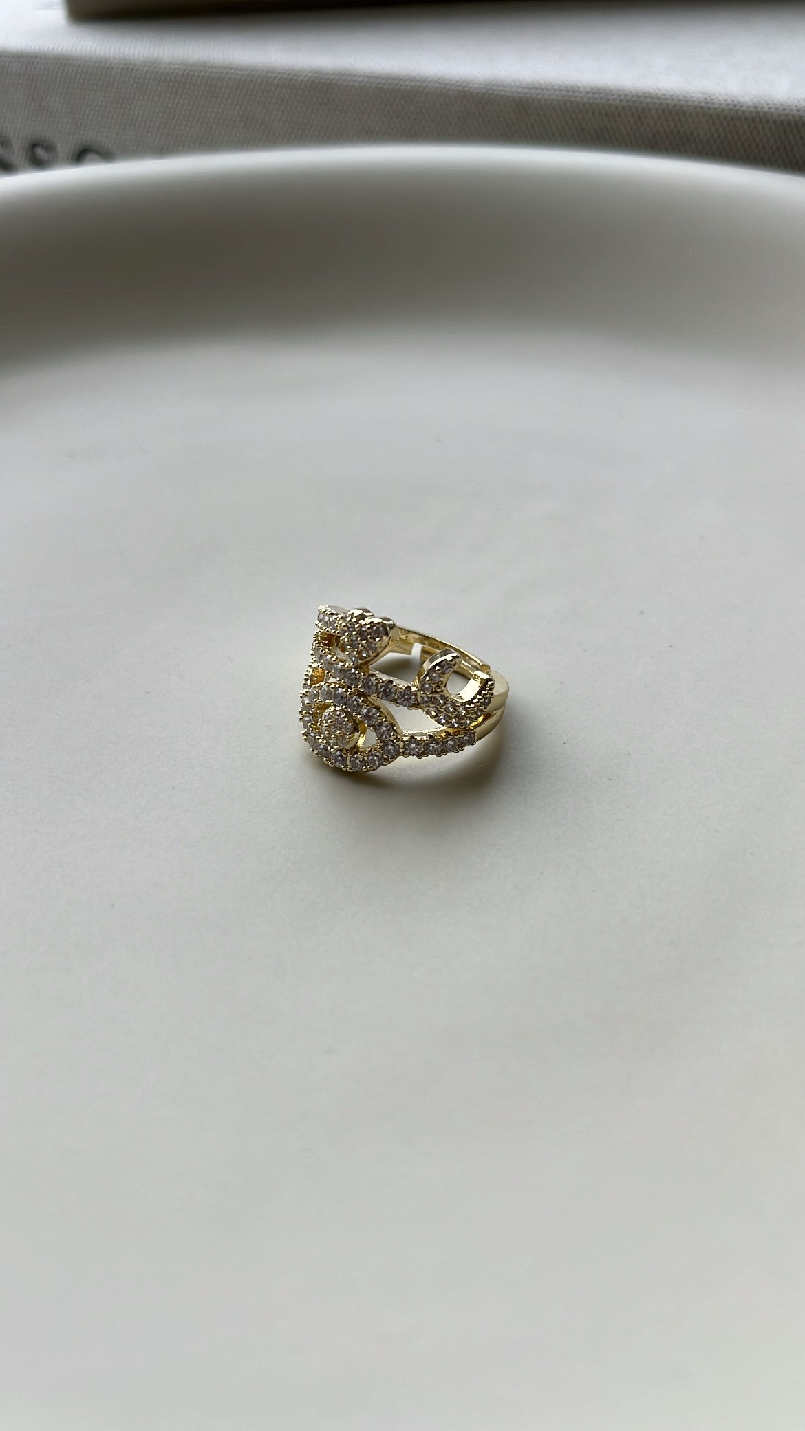 Gold Göz Detaylı Zirkon Taşlı Yüzük