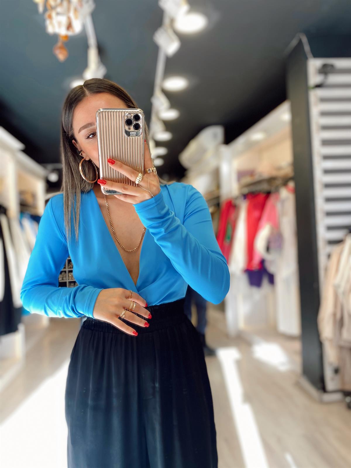 Bebe Mavi V Yaka Önü Lastikli Bluz  