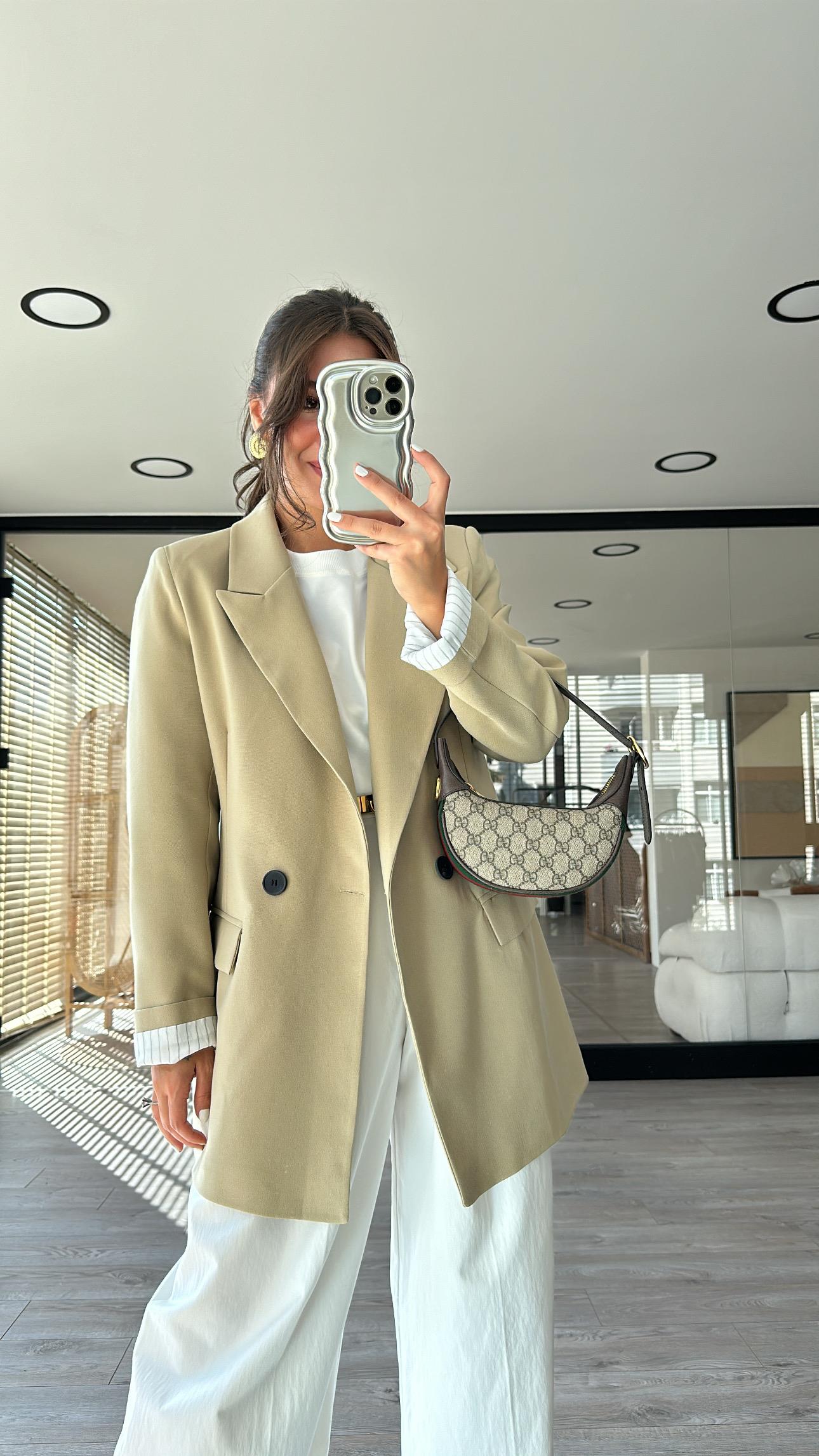 Bej Çizgili Astarlı Marka Model Blazer Ceket