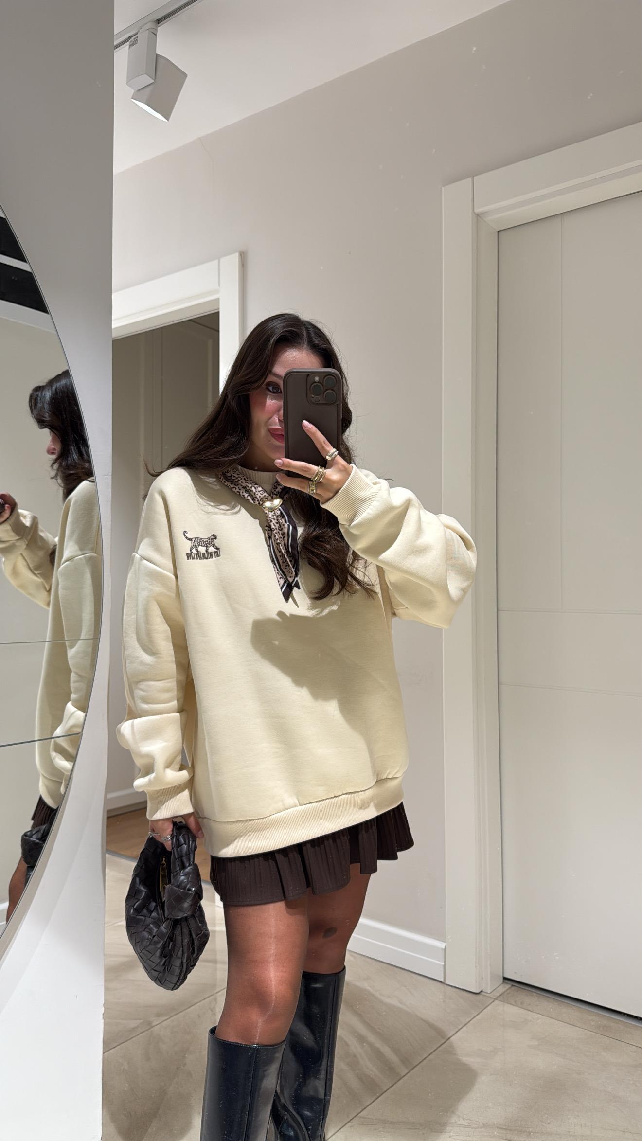 Bej Leopar Baskılı Fularlı Sweatshirt