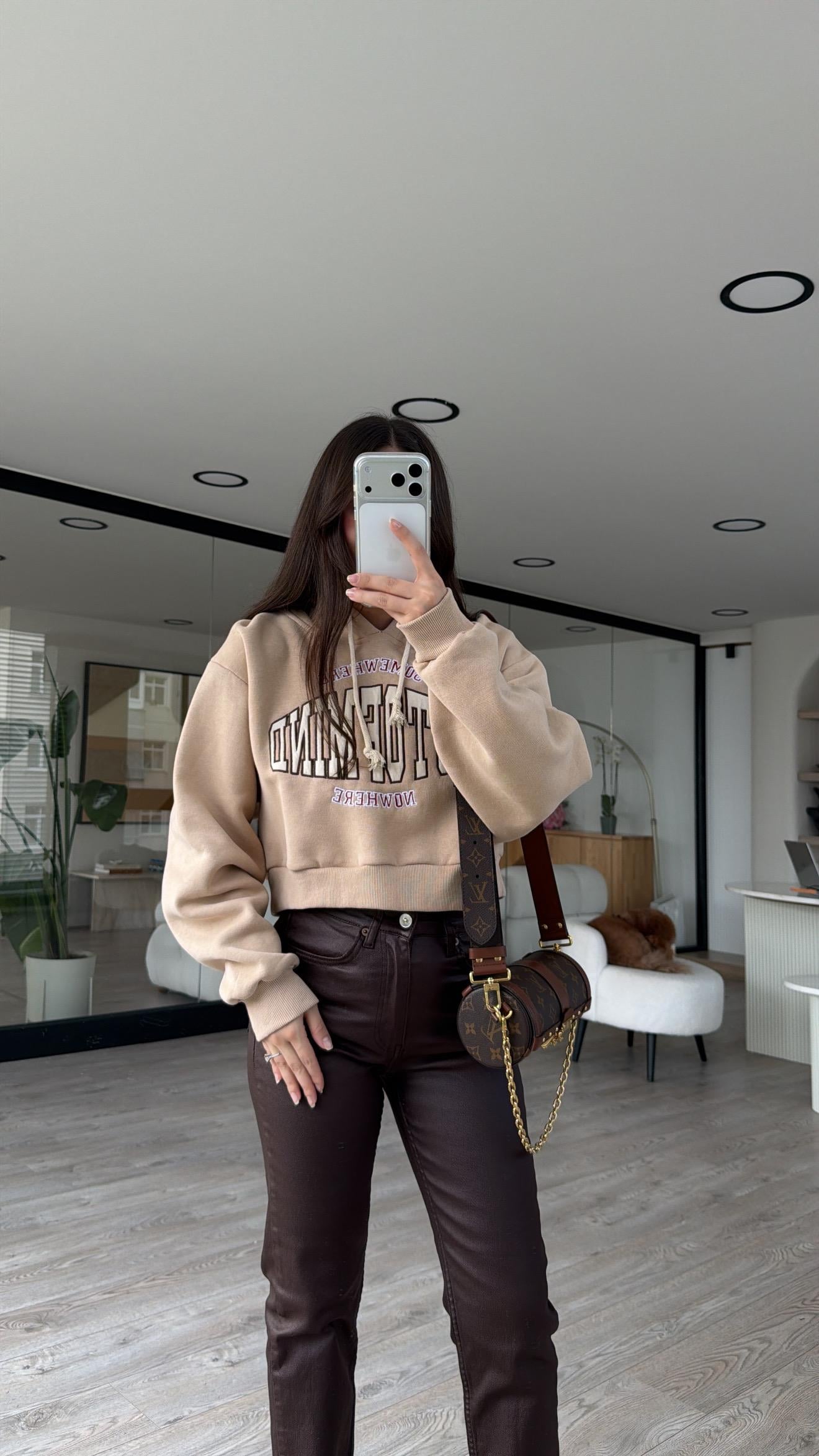 Bej Out Of Mind Basklılı Kapşonlu Sweat