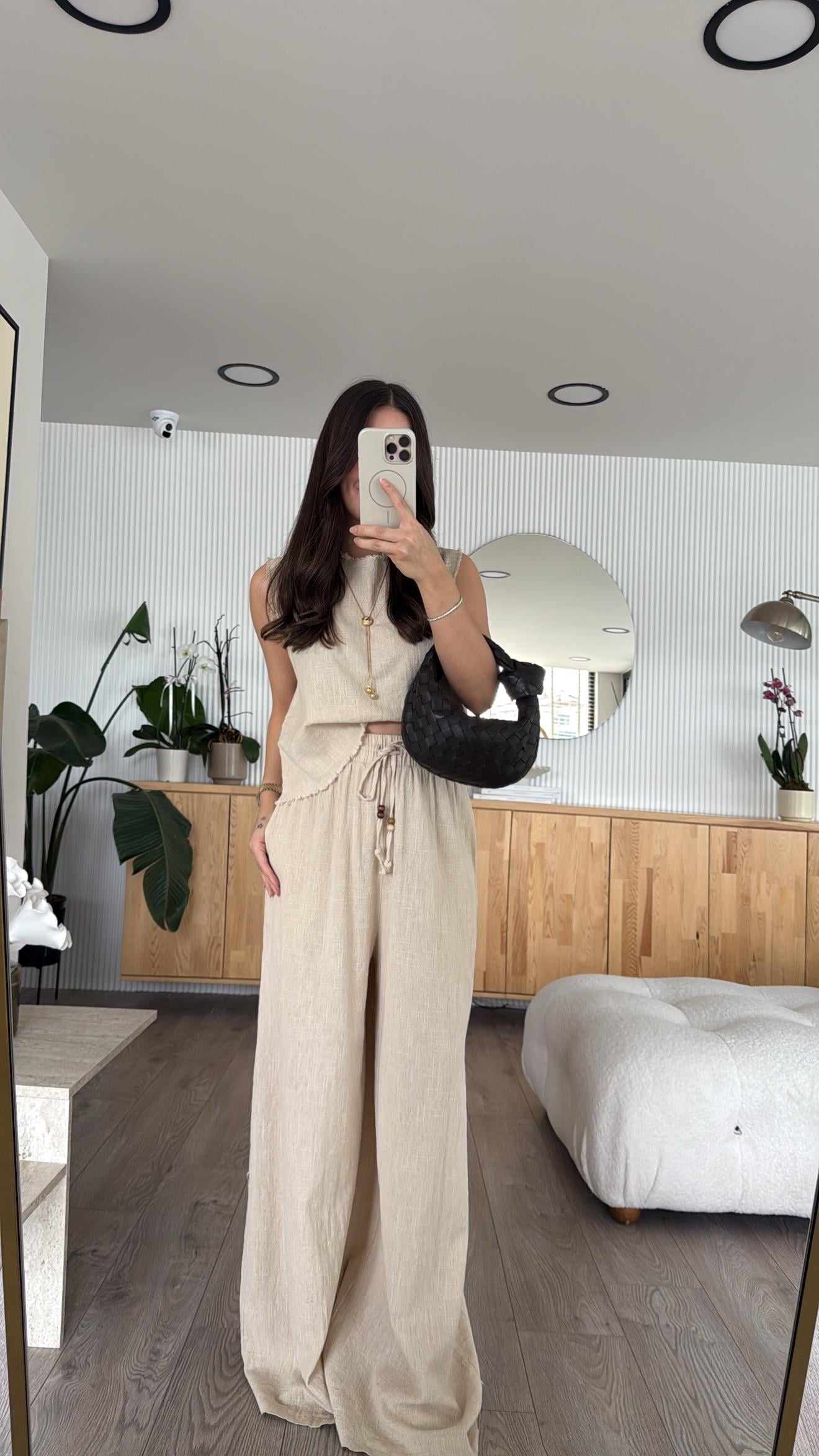 Bej Püskül Detaylı Keten Pantolon Takım