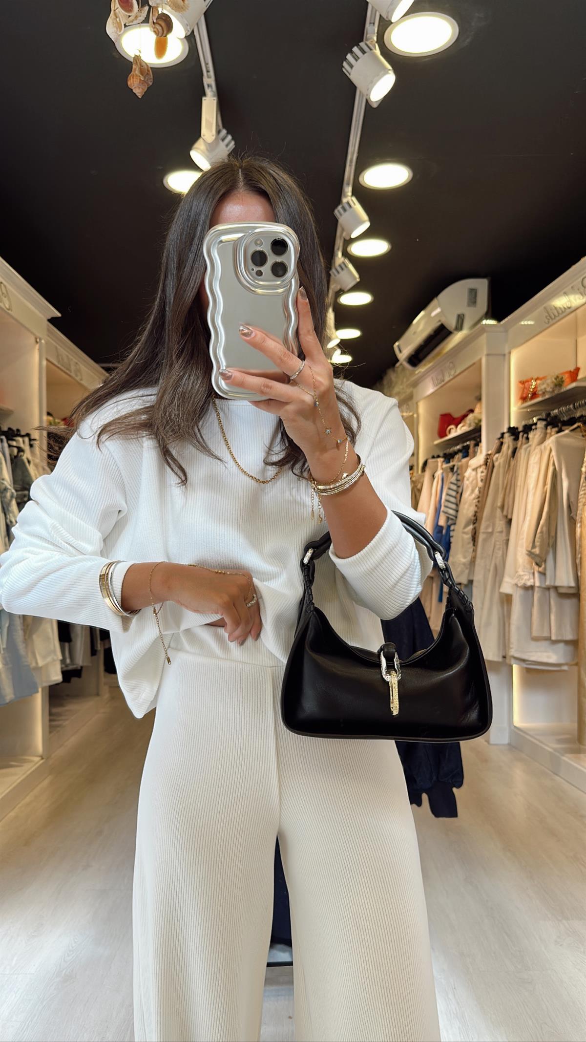 Beyaz Renk Fitiili Crop Takım