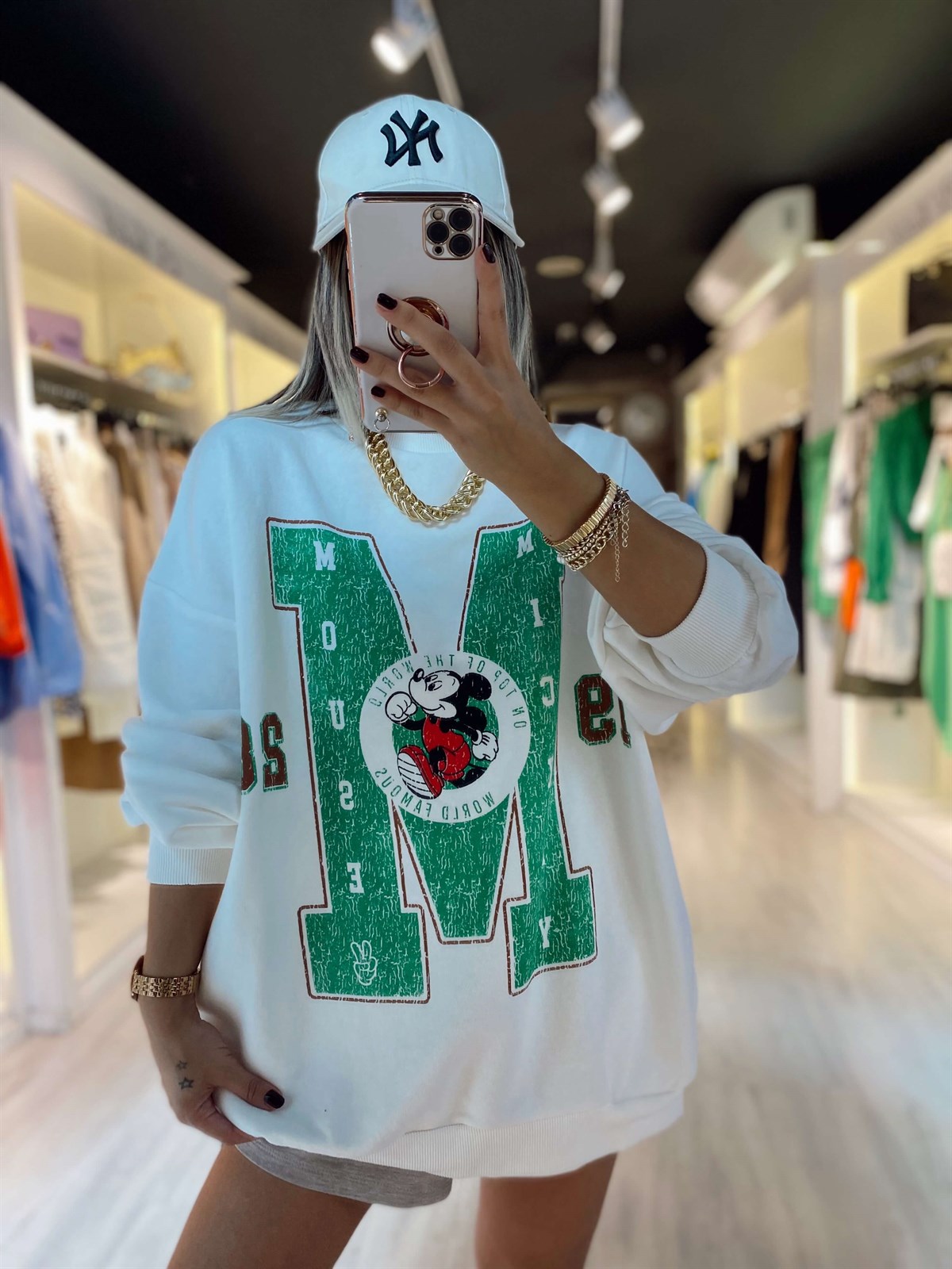 Beyaz Yeşil Harf Baskılı Sweat 