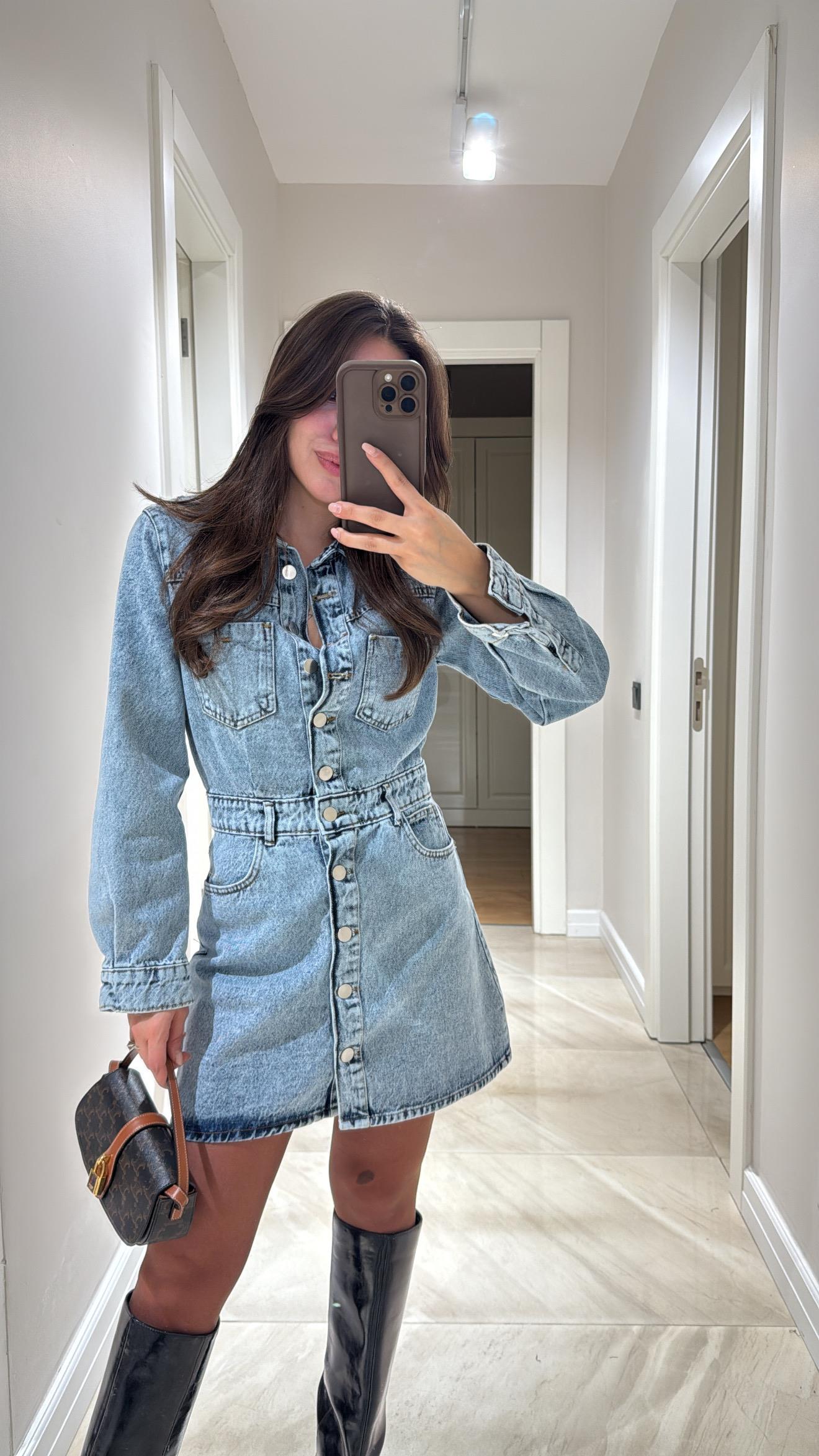 Buz Mavi Ön Düğmeli Mini Denim Elbise