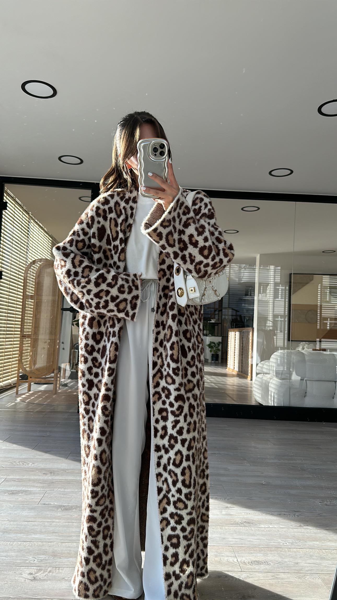 Ekru Leopar Desen Yumoş Uzun Hırka 