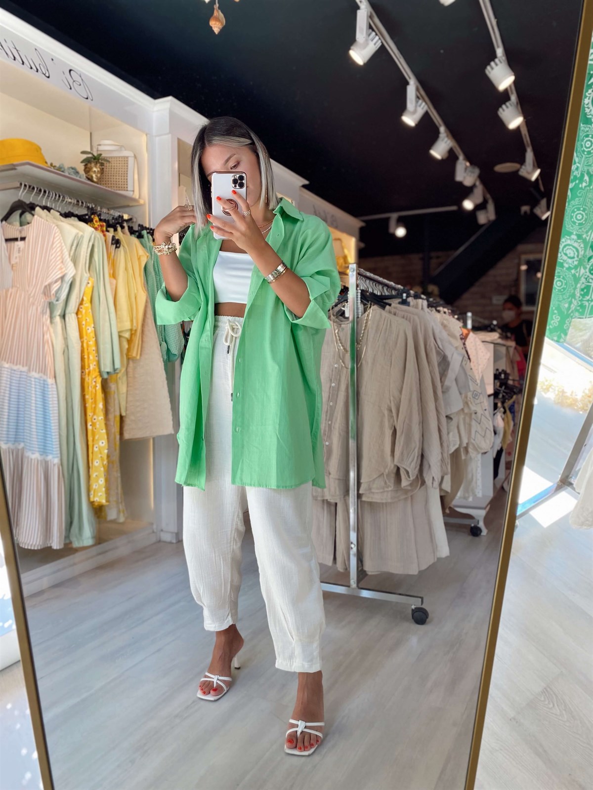 Ekru Rengi Paça Detaylı Muslin Pantolon