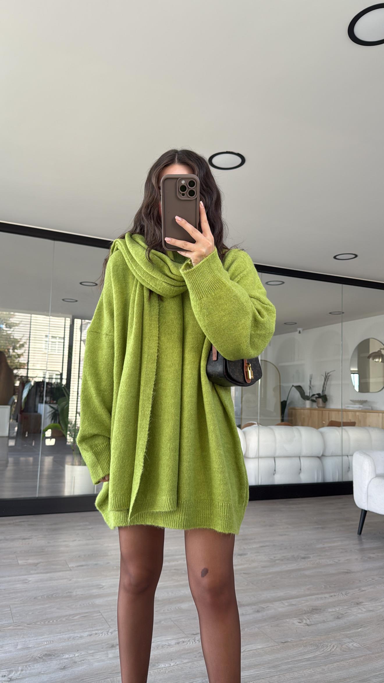 Fıstık Yeşili Bisiklet Yaka Atkılı Oversize Kazak