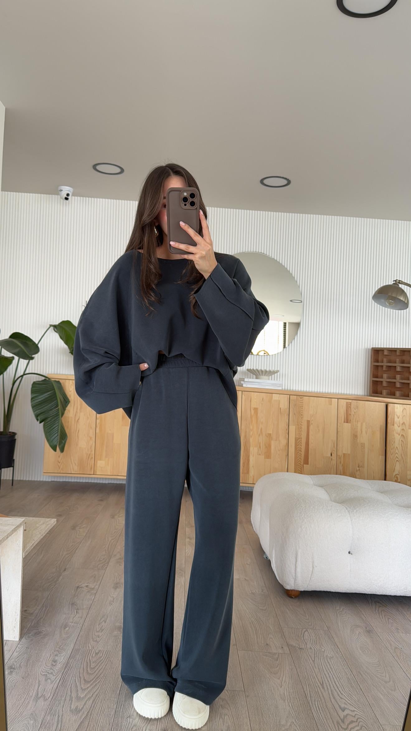 Füme Kesik Detaylı Marka Model Modal Takım