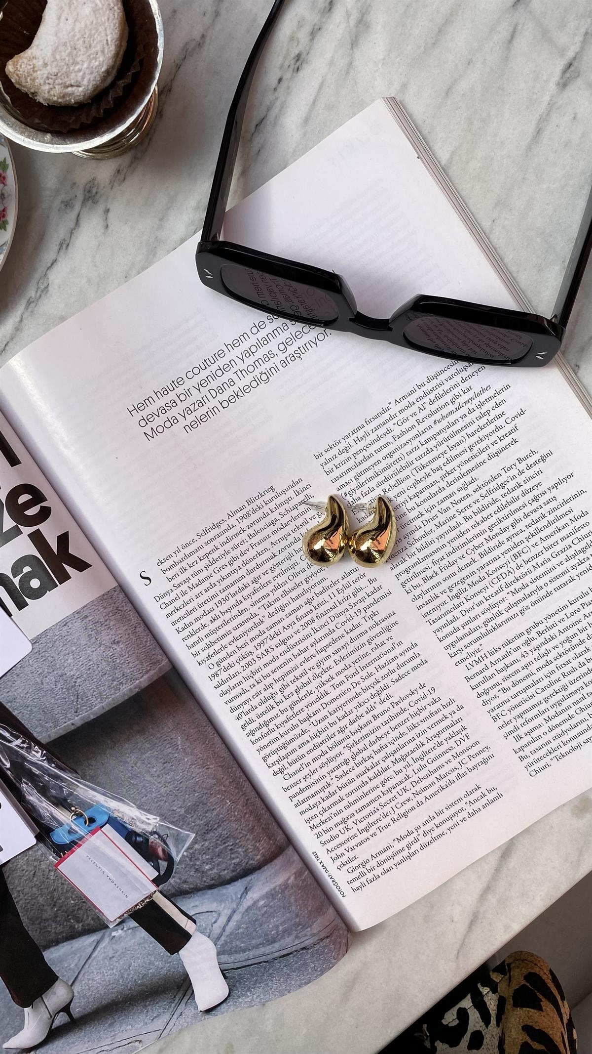 Gold Küçük Damla Marka Model Küpe