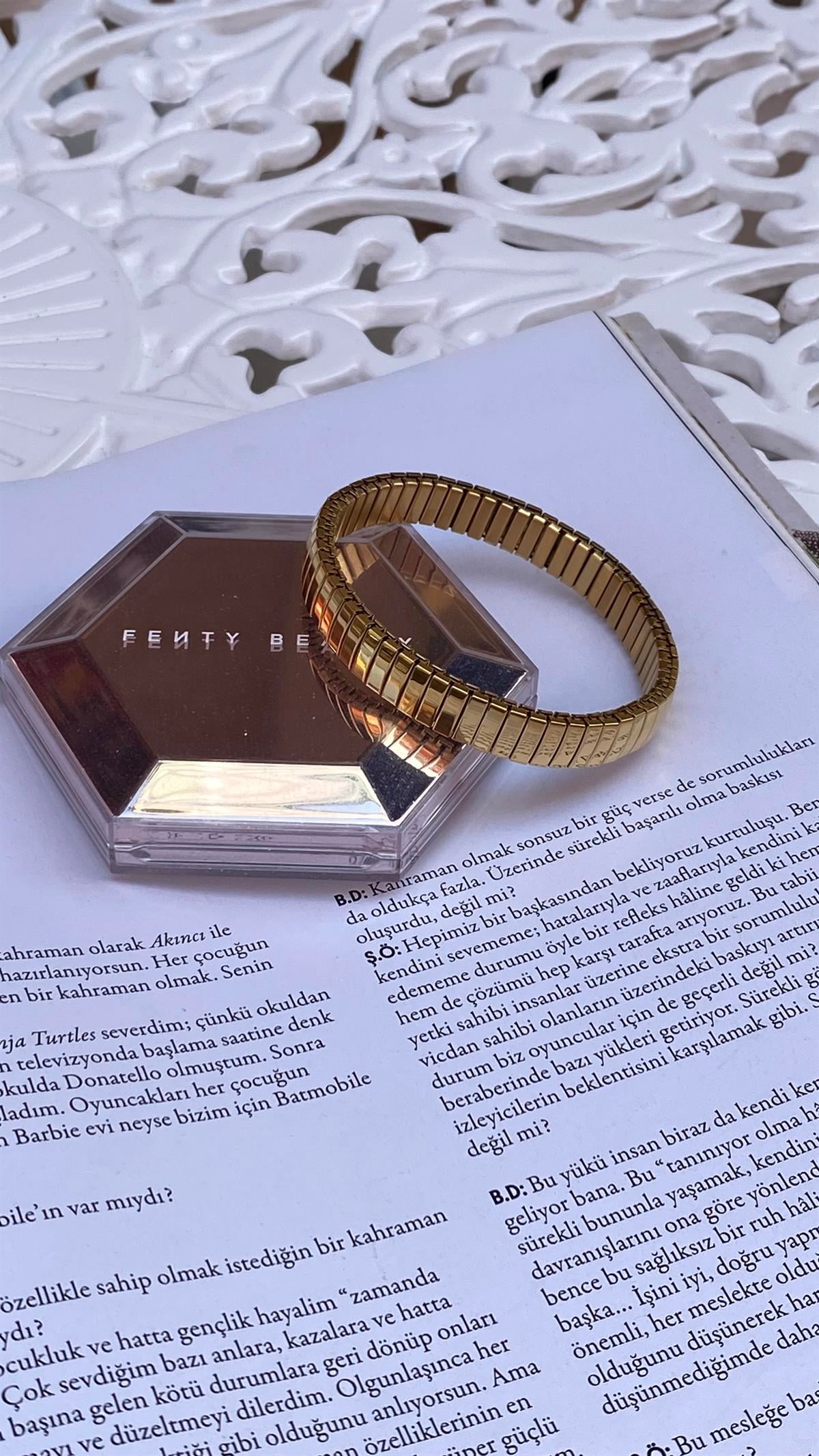 Gold Lastikli Çelik Bileklik 