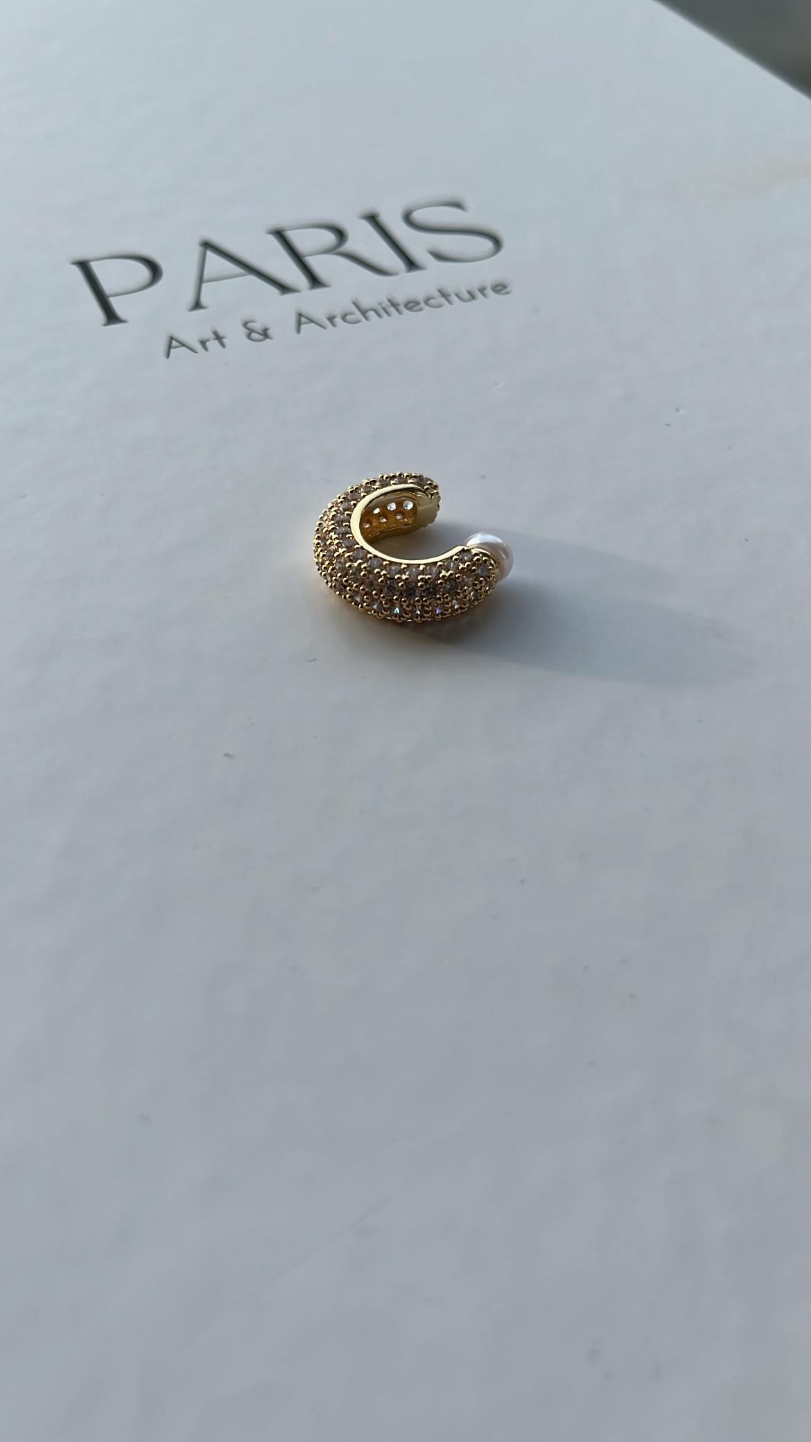 Gold Zirkon Taşlı İnci Detaylı Kıkırdak Küpe