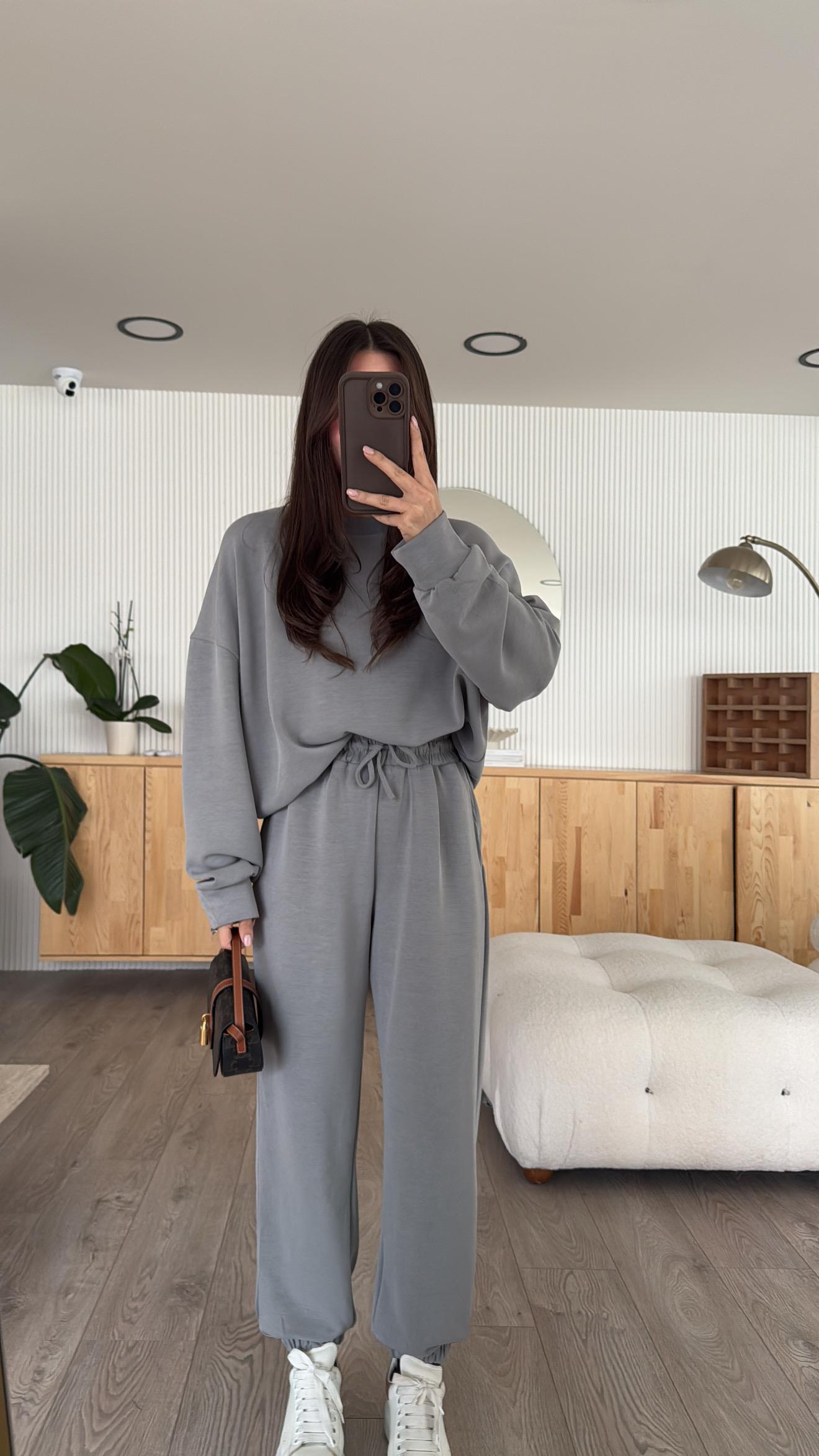 Gri Bisiklet Yaka Paça Lastikli Marka Model Takım