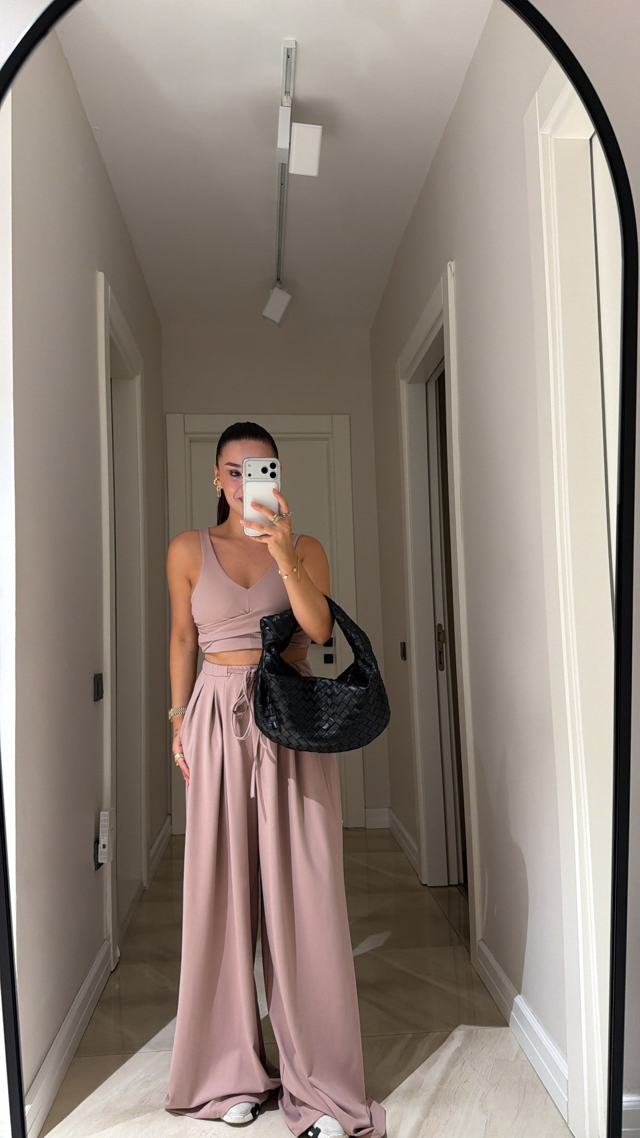 Gül Kurusu Düğüm Detaylı Askılı Marka Model Takım