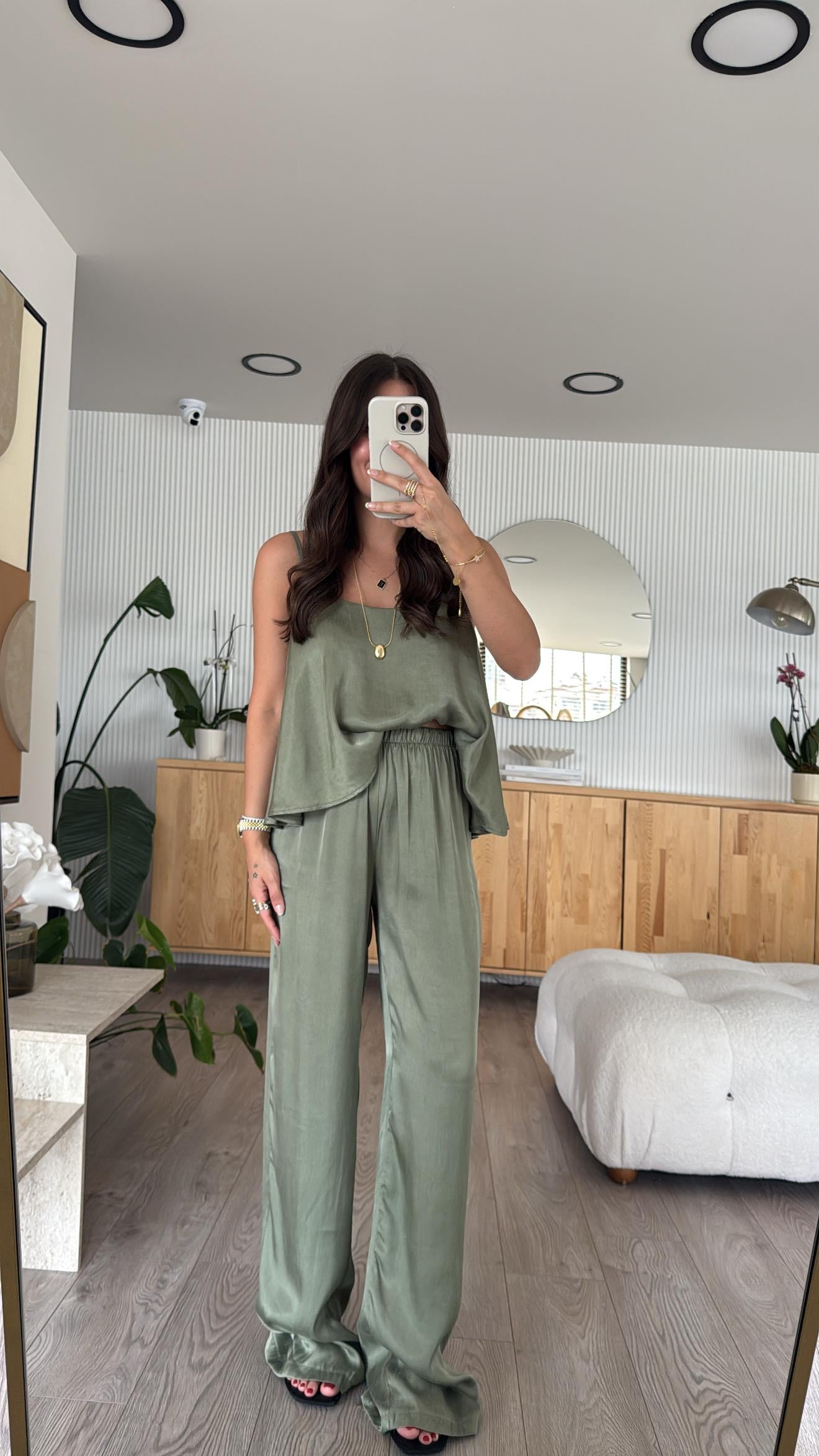 Haki Askılı Bluz Pantolon Takım 