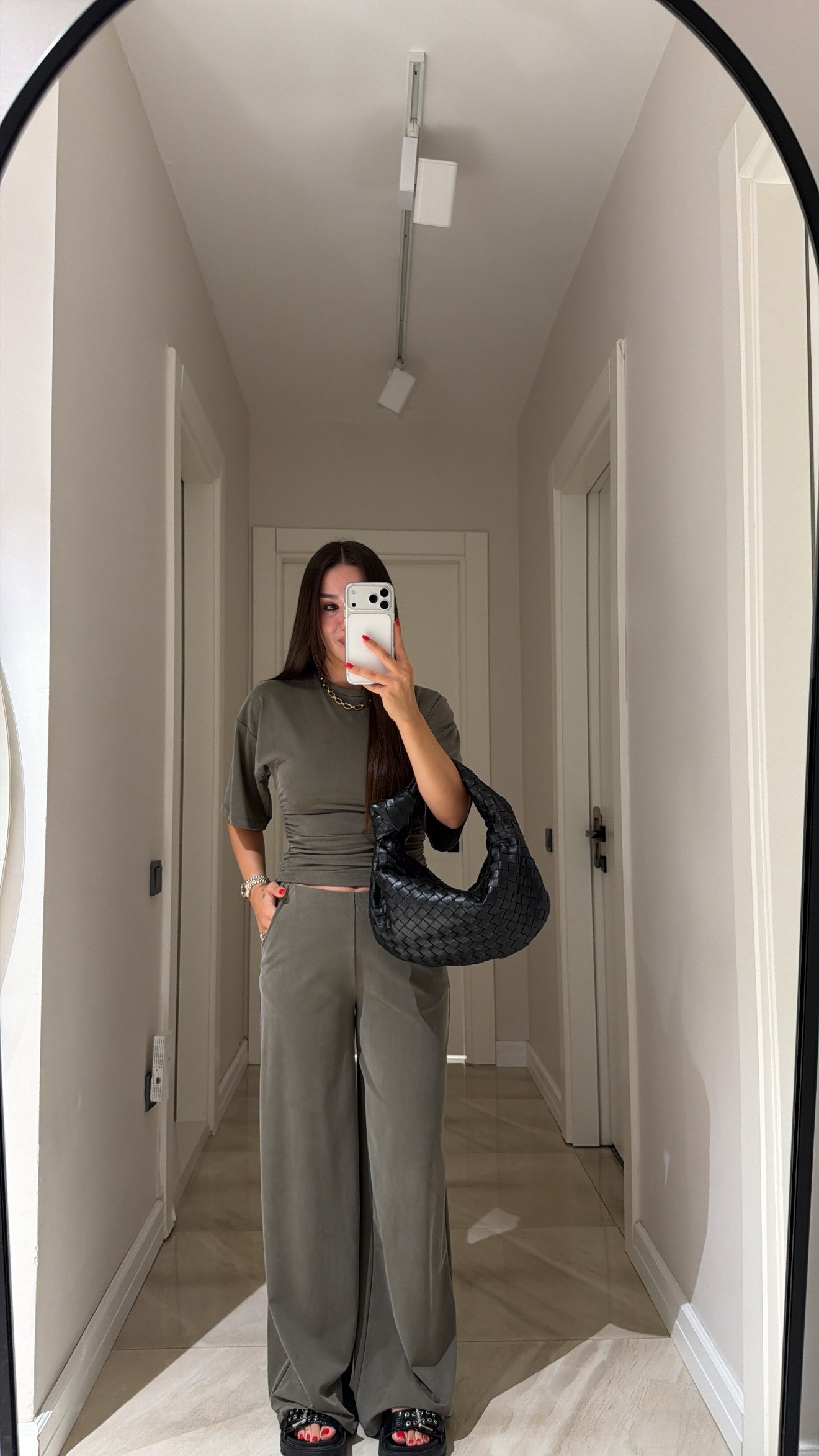 Haki Yan Büzgülü Pantolon Takım