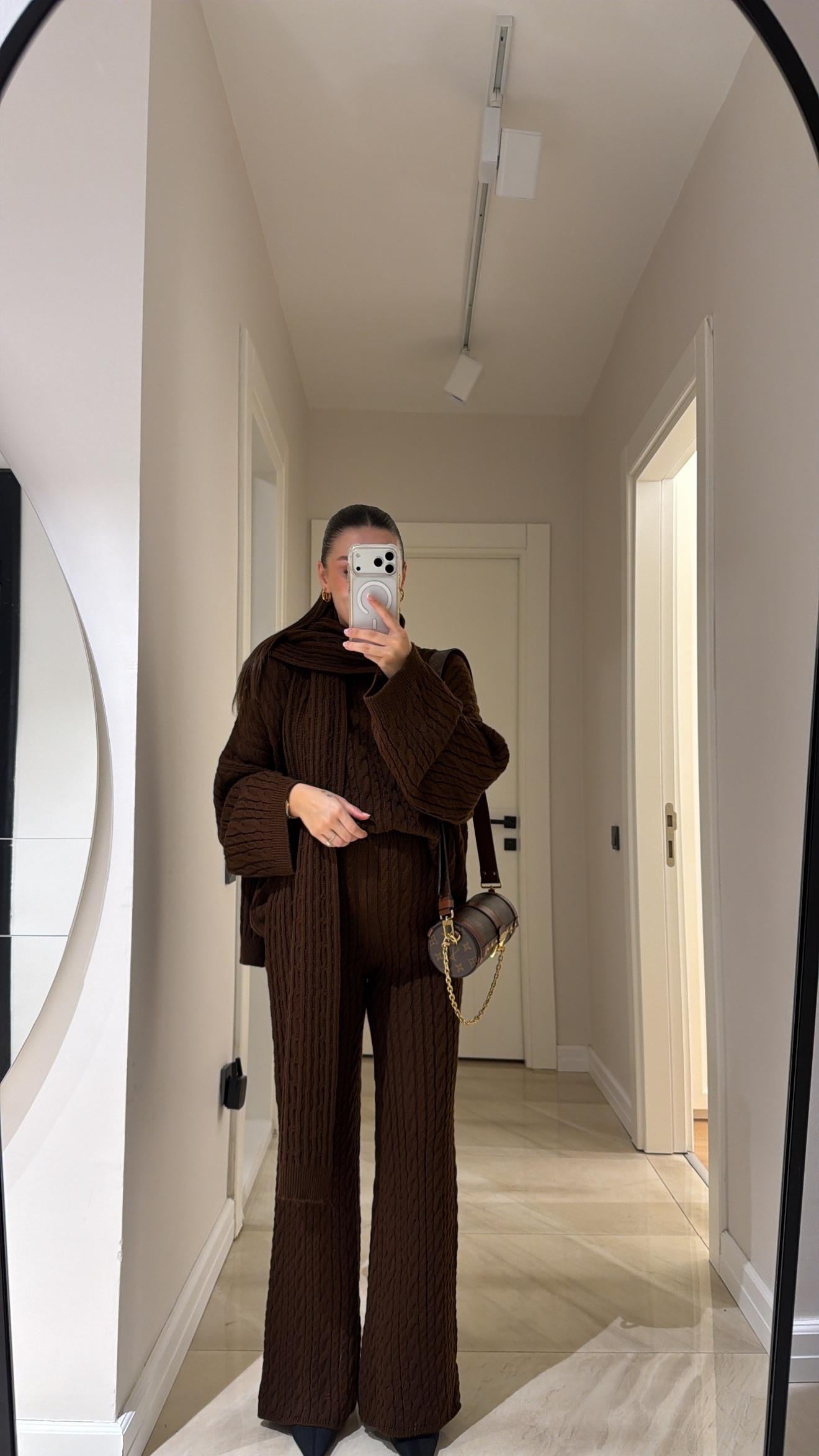 Kahve Atkılı Marka Model Pantolon Takım