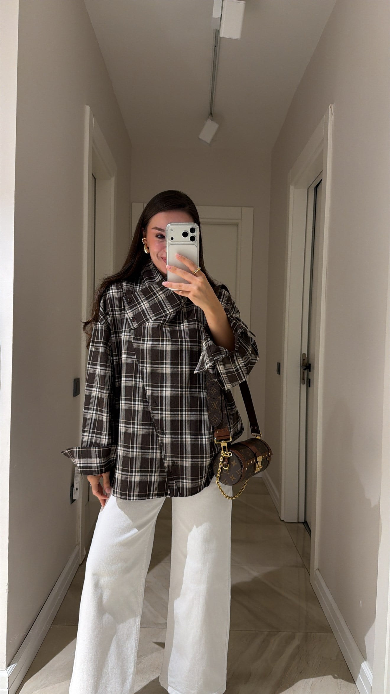 Kahve Ekose Desenli Yan Düğmeli Gömlek