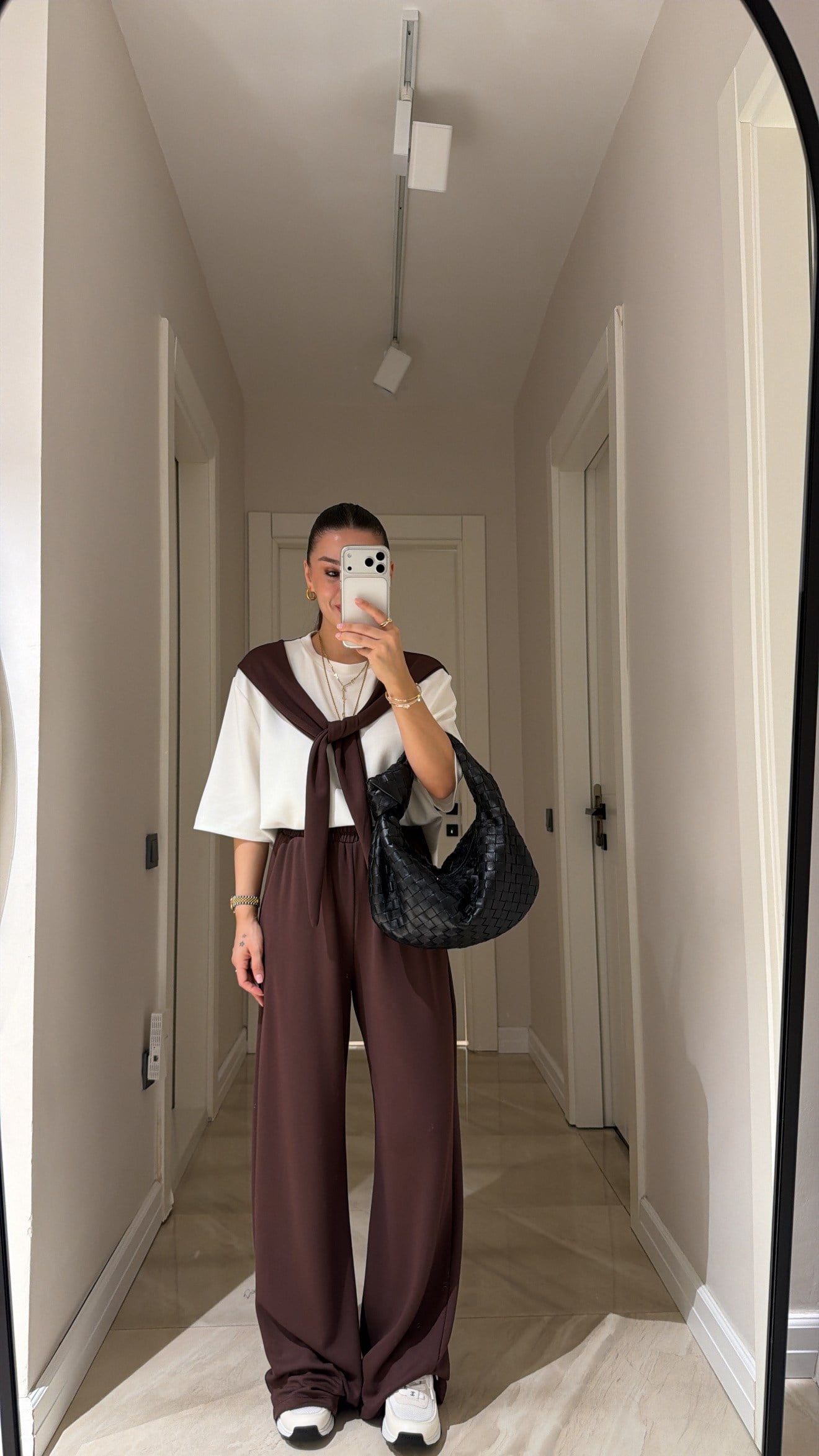 Kahve Fular Detaylı Pantolon Takım