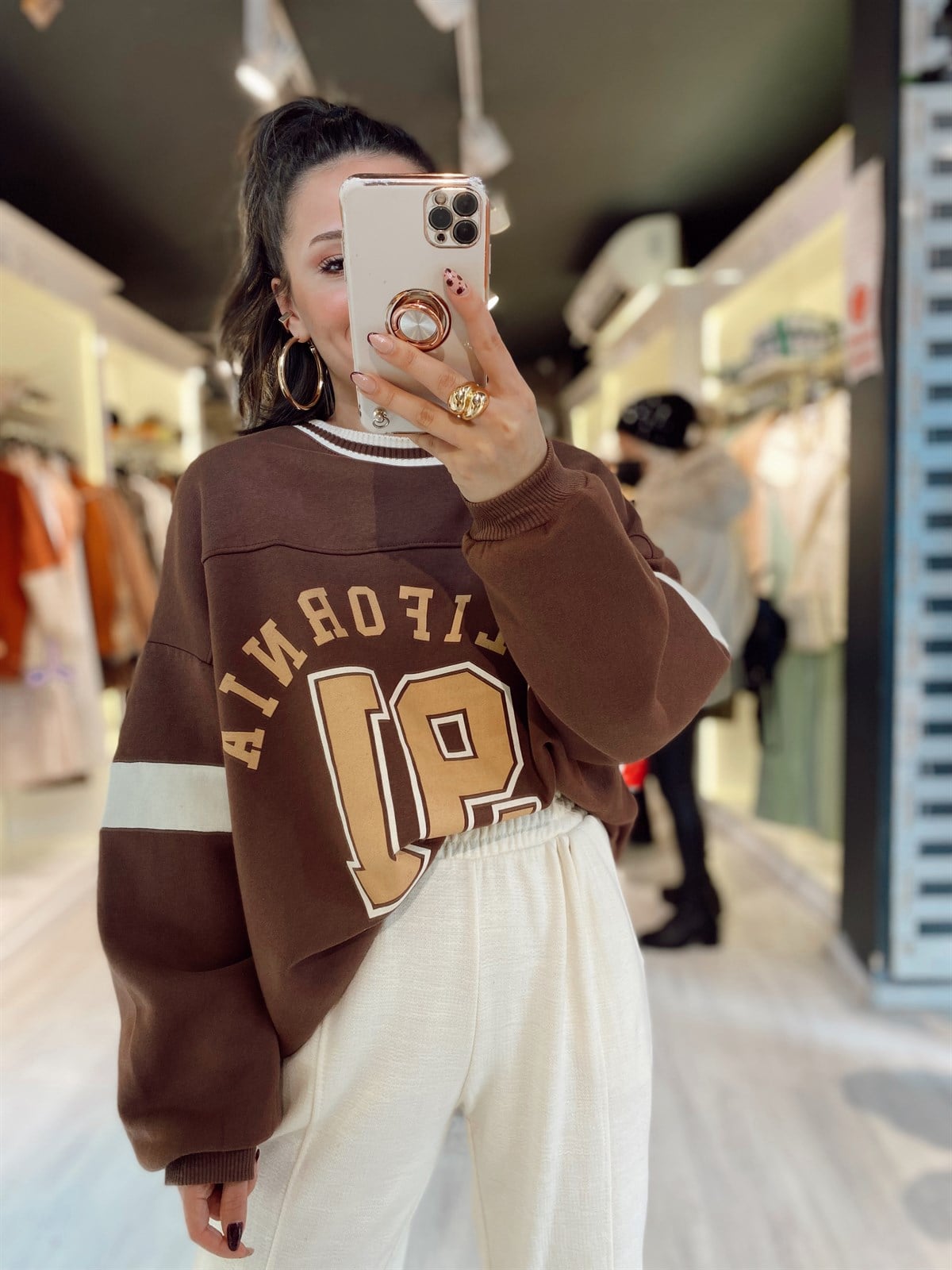 Kahve Triko Yaka California Baskılı Sweat 