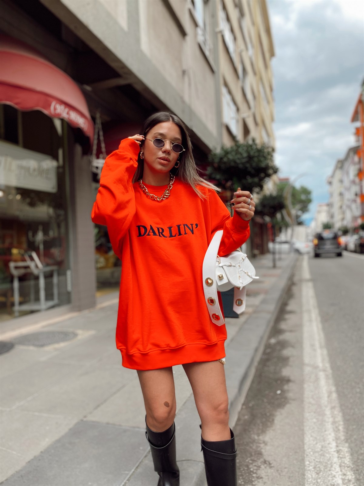 Kırmızı Darlin İşlemeli Oversize Sweat
