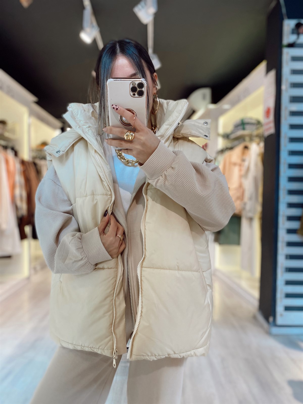 Krem Rengi Oversize Şişme Yelek