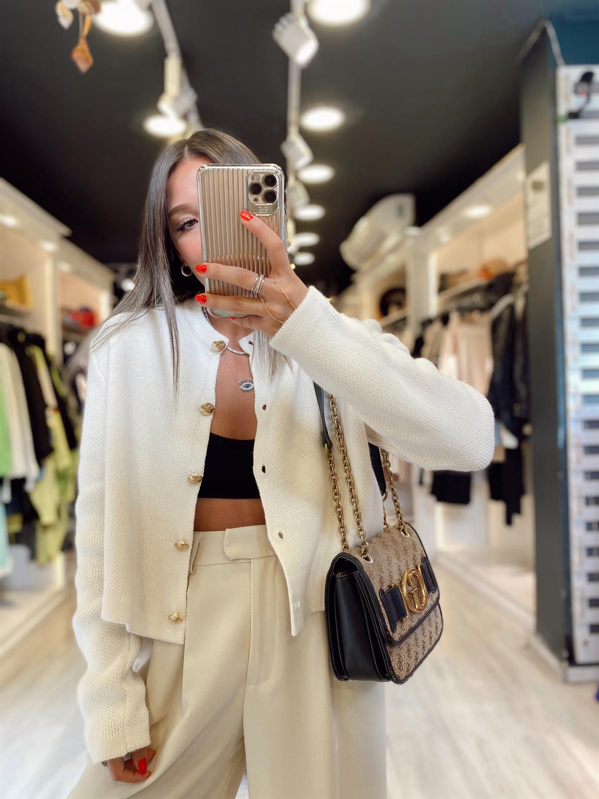 Krem Renk Gold Düğmeli Crop Hırka 