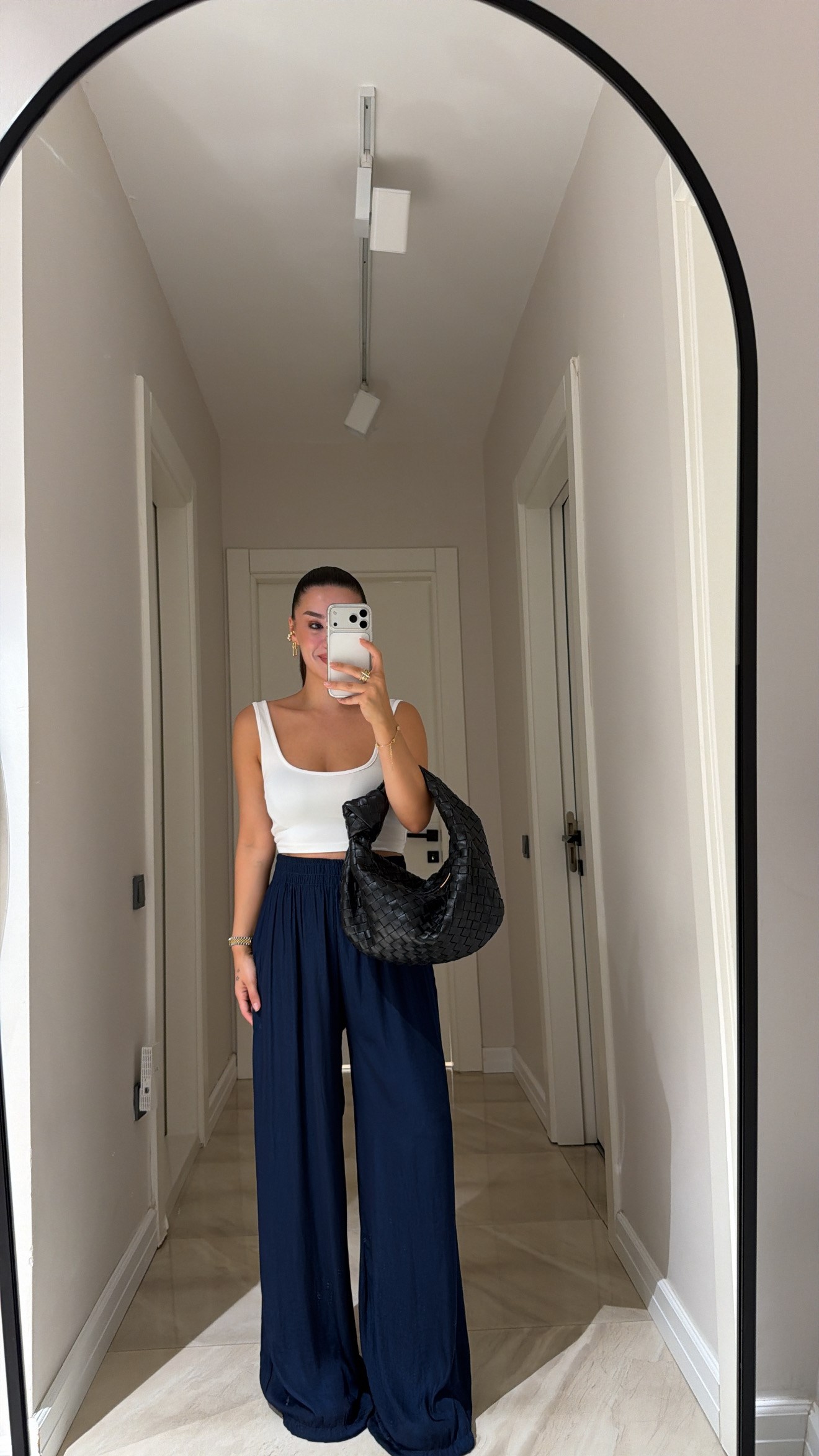 Lacivert Bel Lastikli Dökümlü Pantolon