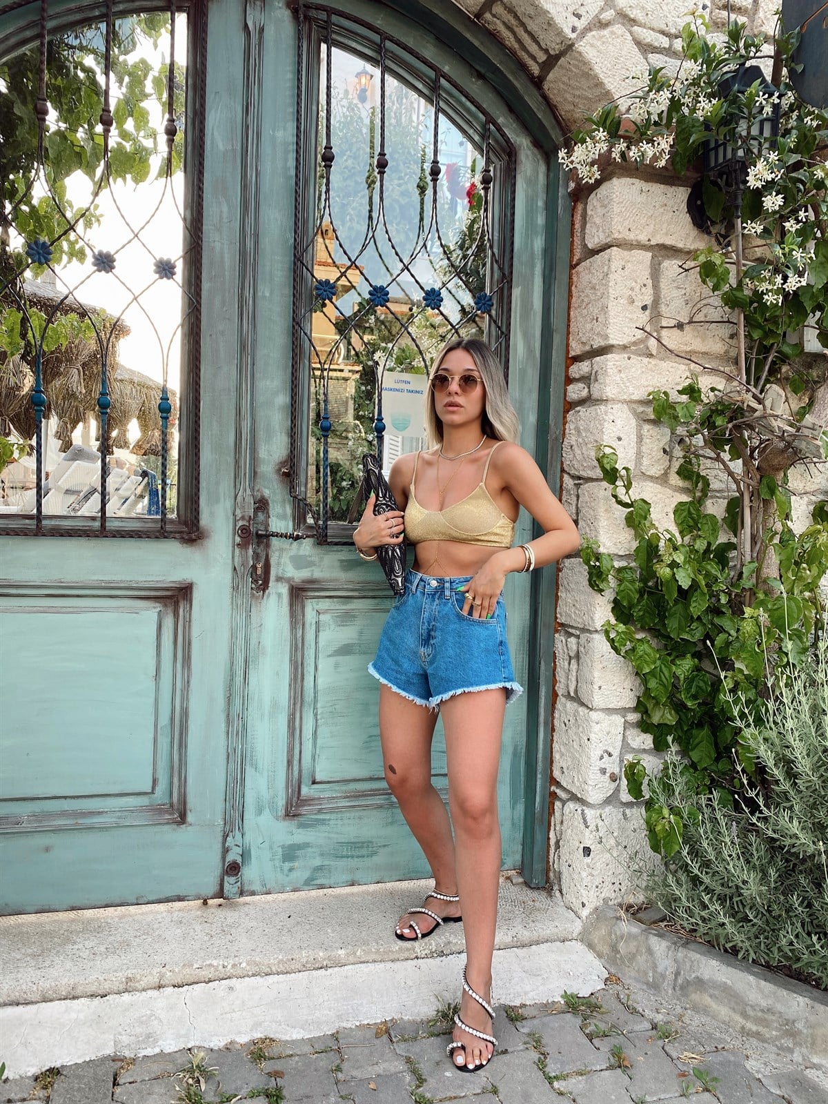 Lacivert Püsküllü Kot Şort