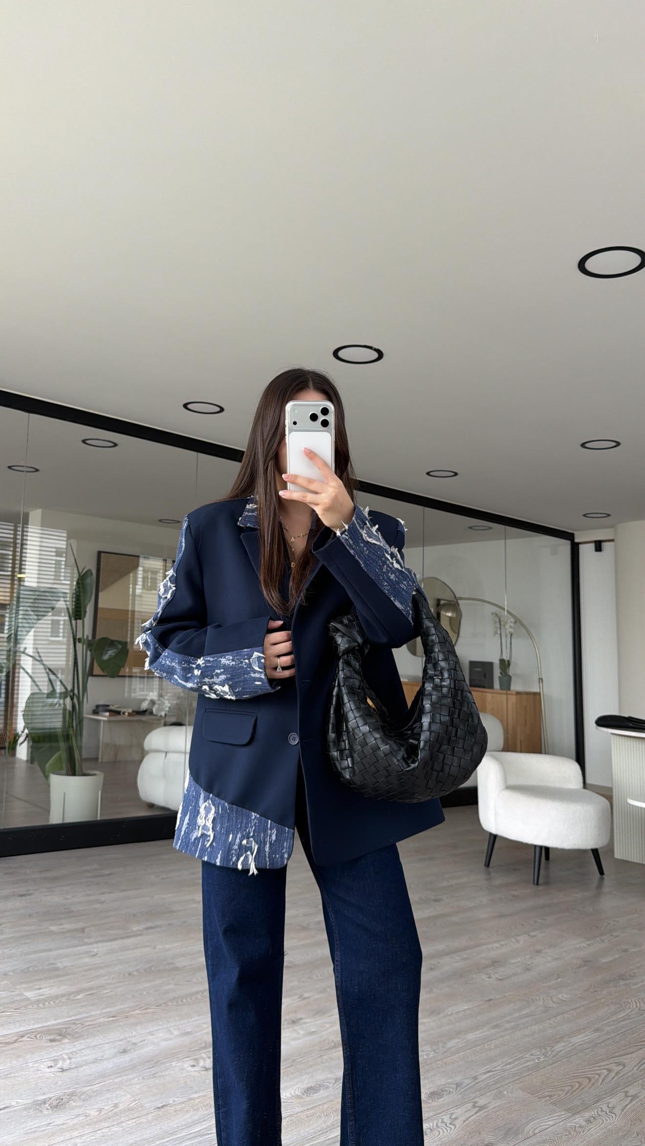 Lacivert Yırtık Detaylı Blazer Ceket