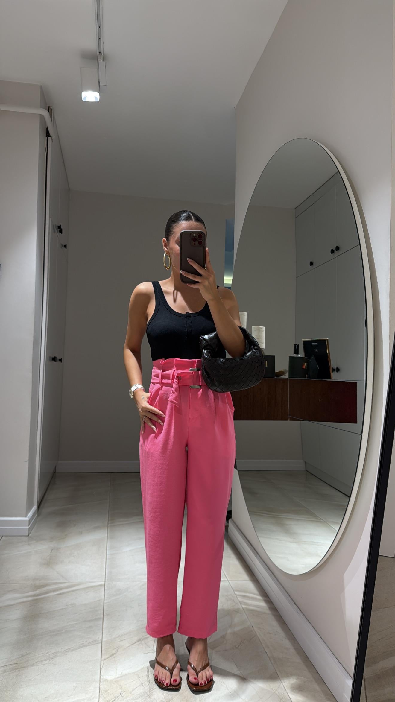 Neon Pembe Bel Kemerli Havuç Pantolon 