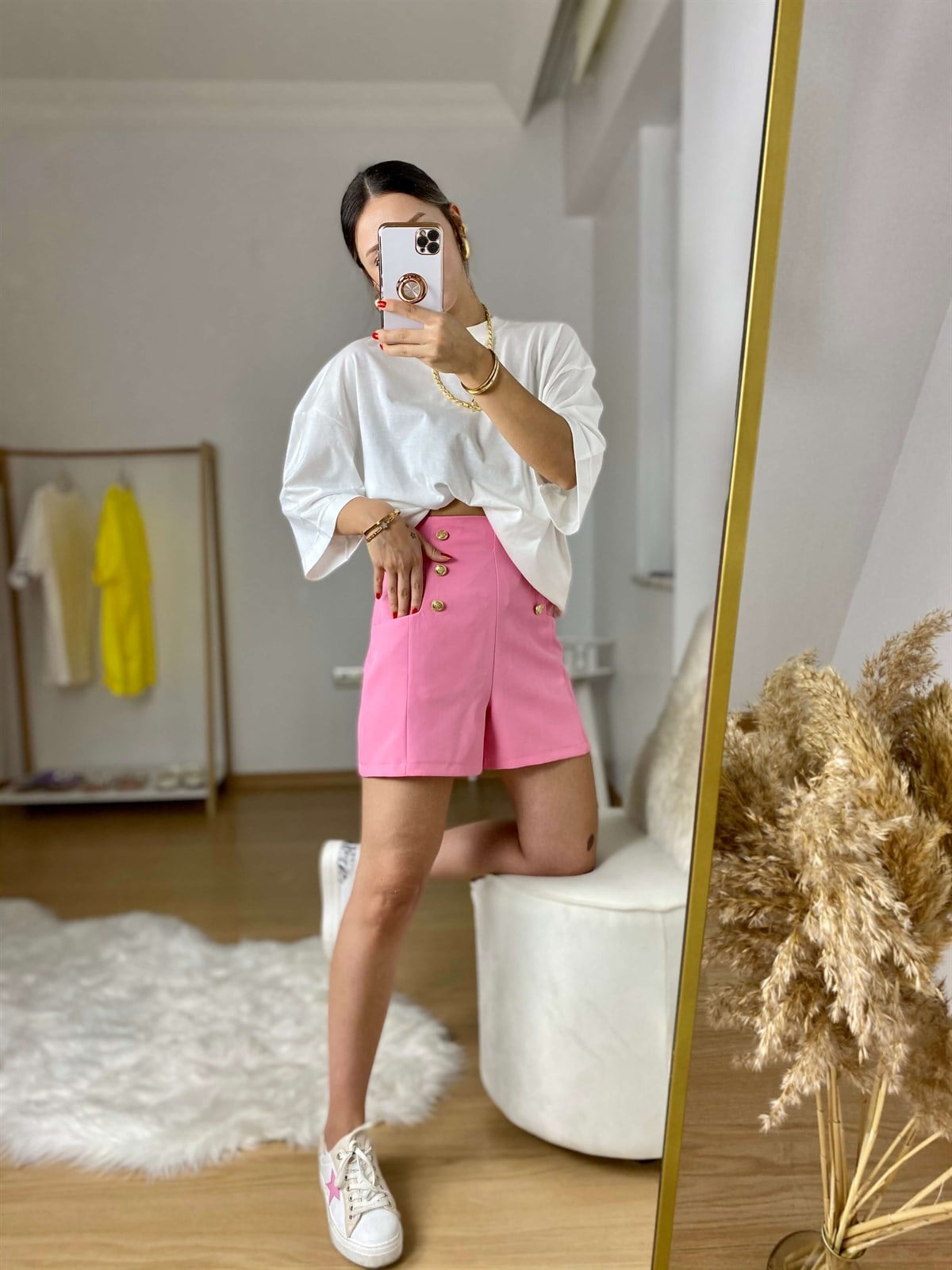 Neon Pembe Gold Düğmeli Şort