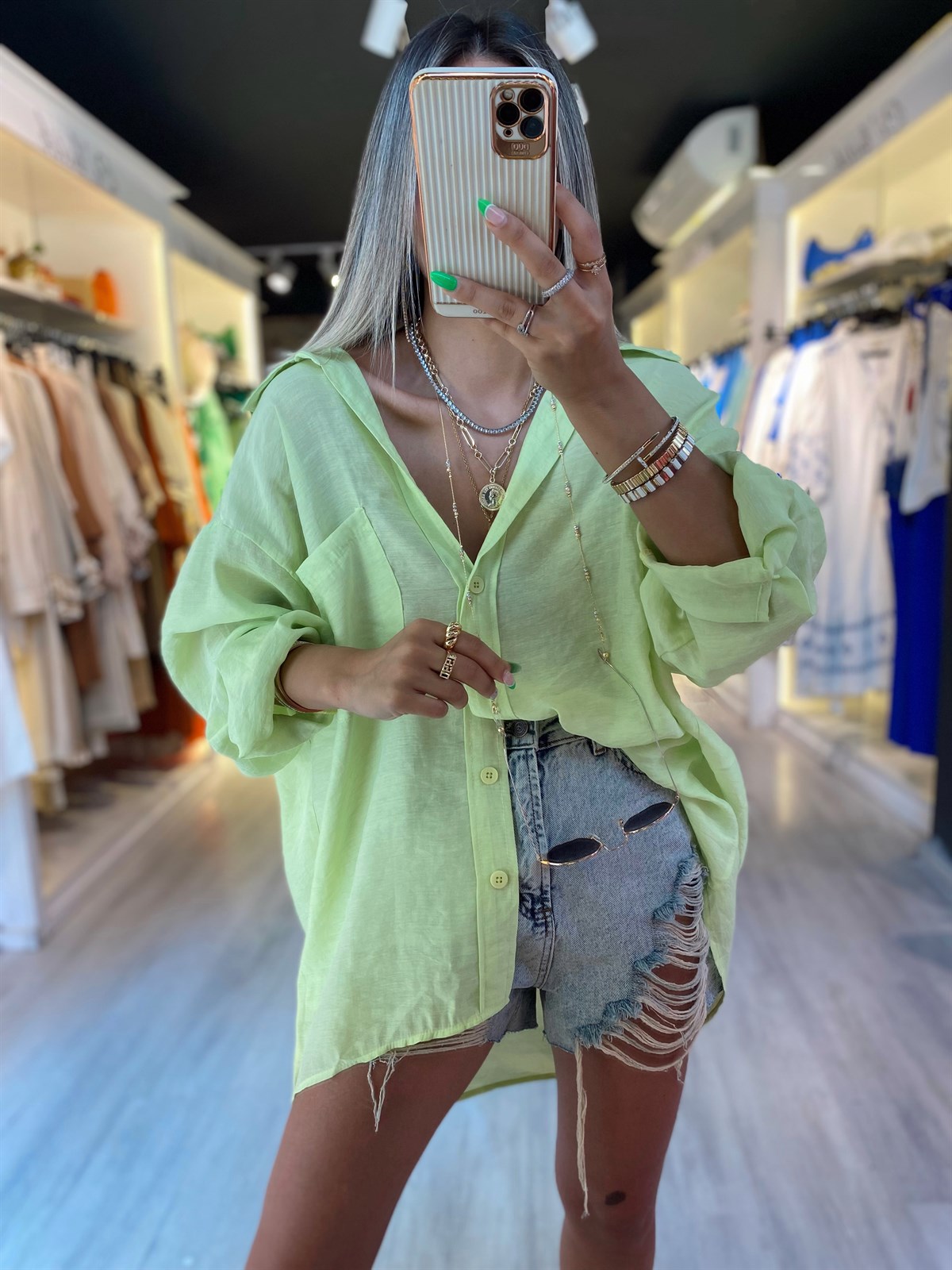Neon Yeşil Tensel Kumaş Düşük Omuzlu Oversize Gömlek 