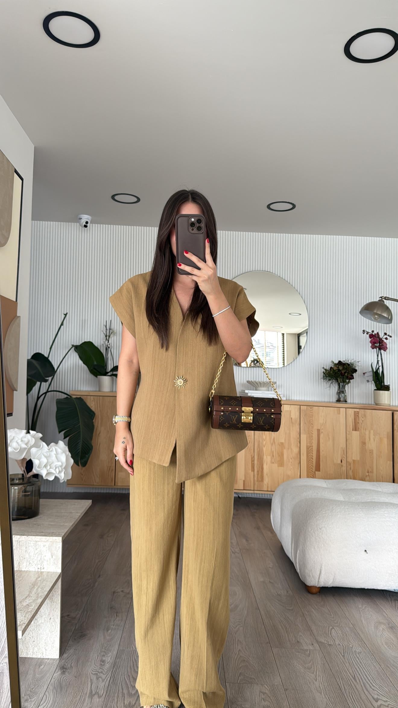 Olive Gold Düğme Detaylı Takım