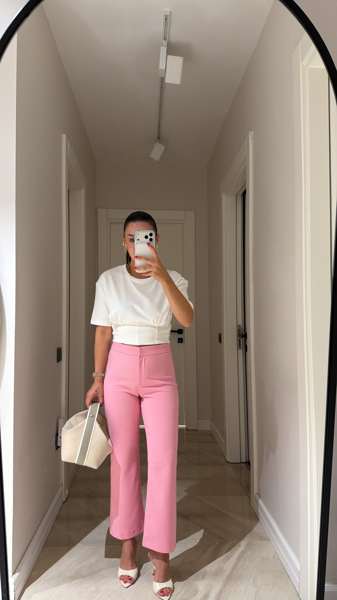 Pembe Agraf Detaylı Flare Pantolon