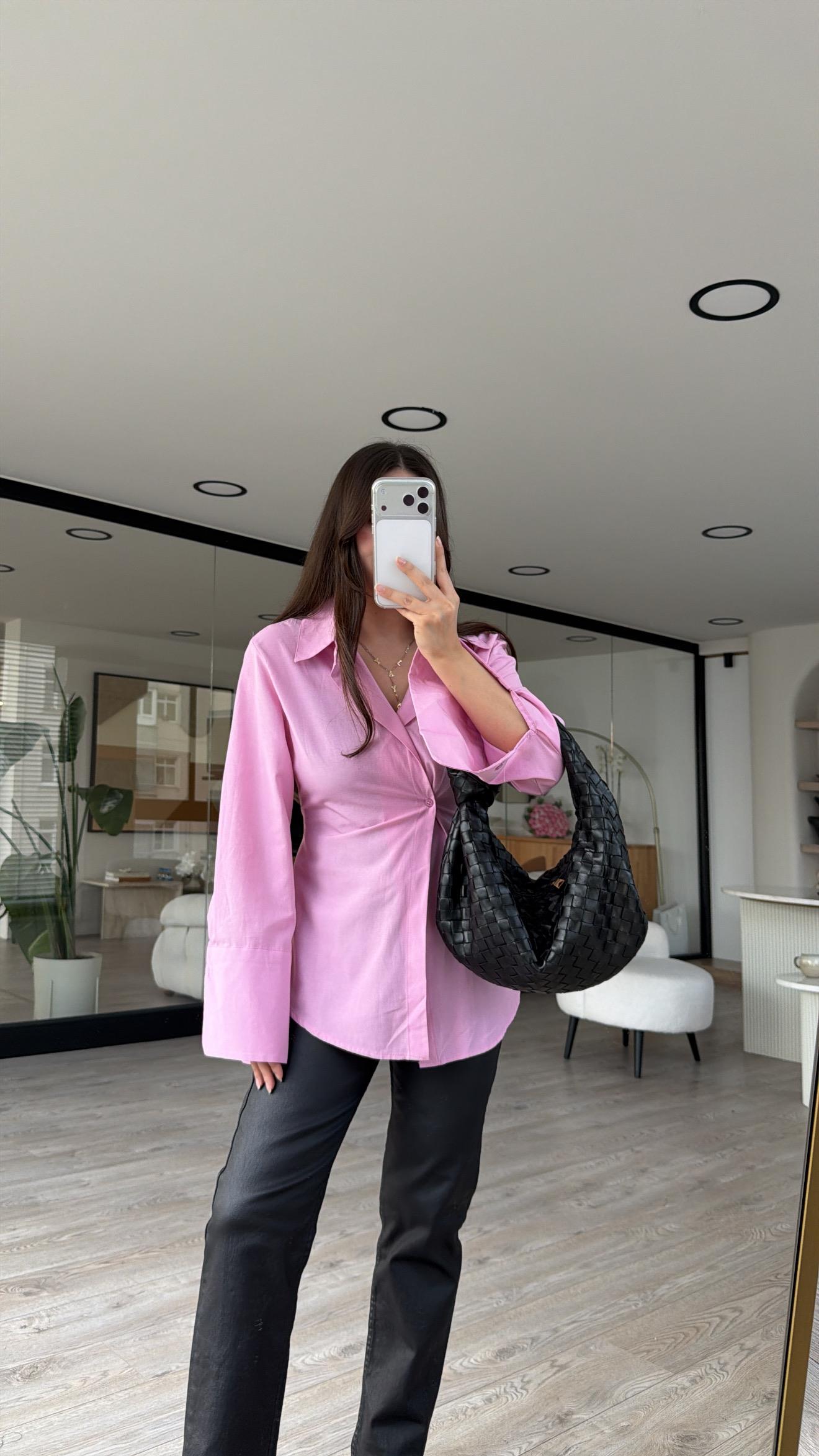Pembe Arka Büzgü Detaylı Düğmeli Gömlek 